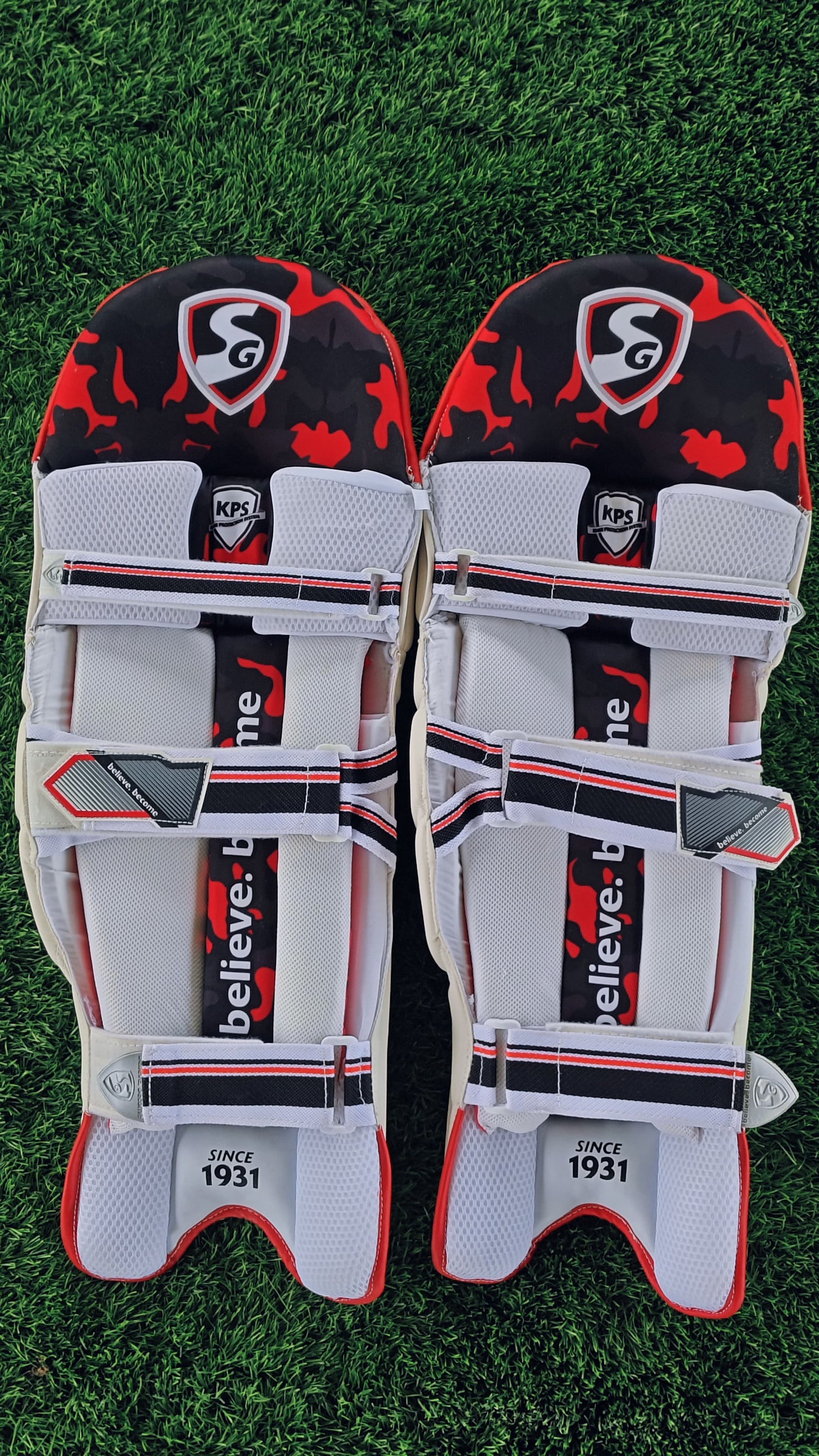 SG Batting Legguards TEST
