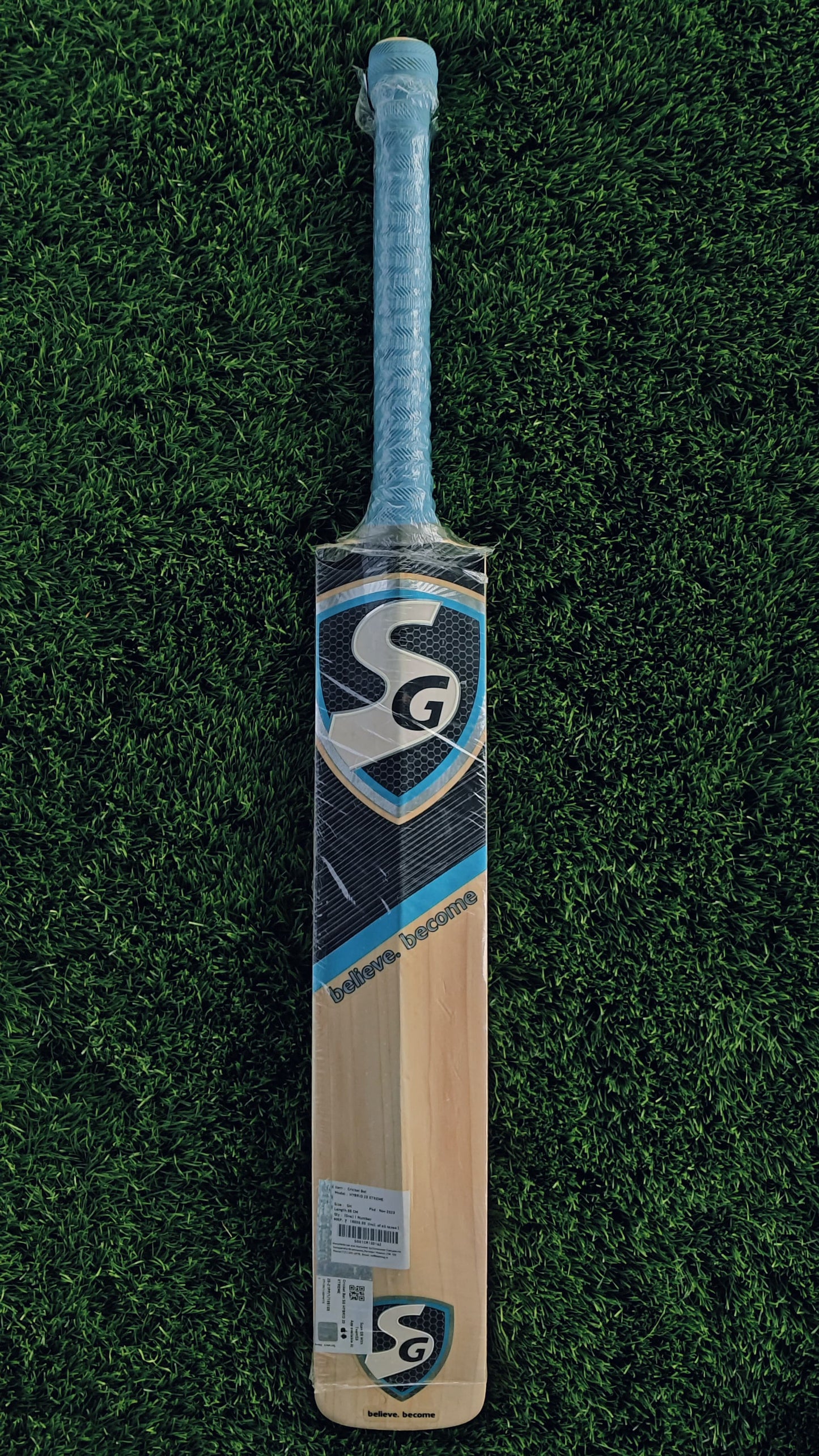 SG Cricket Bat HYBRID - 20 XTREME