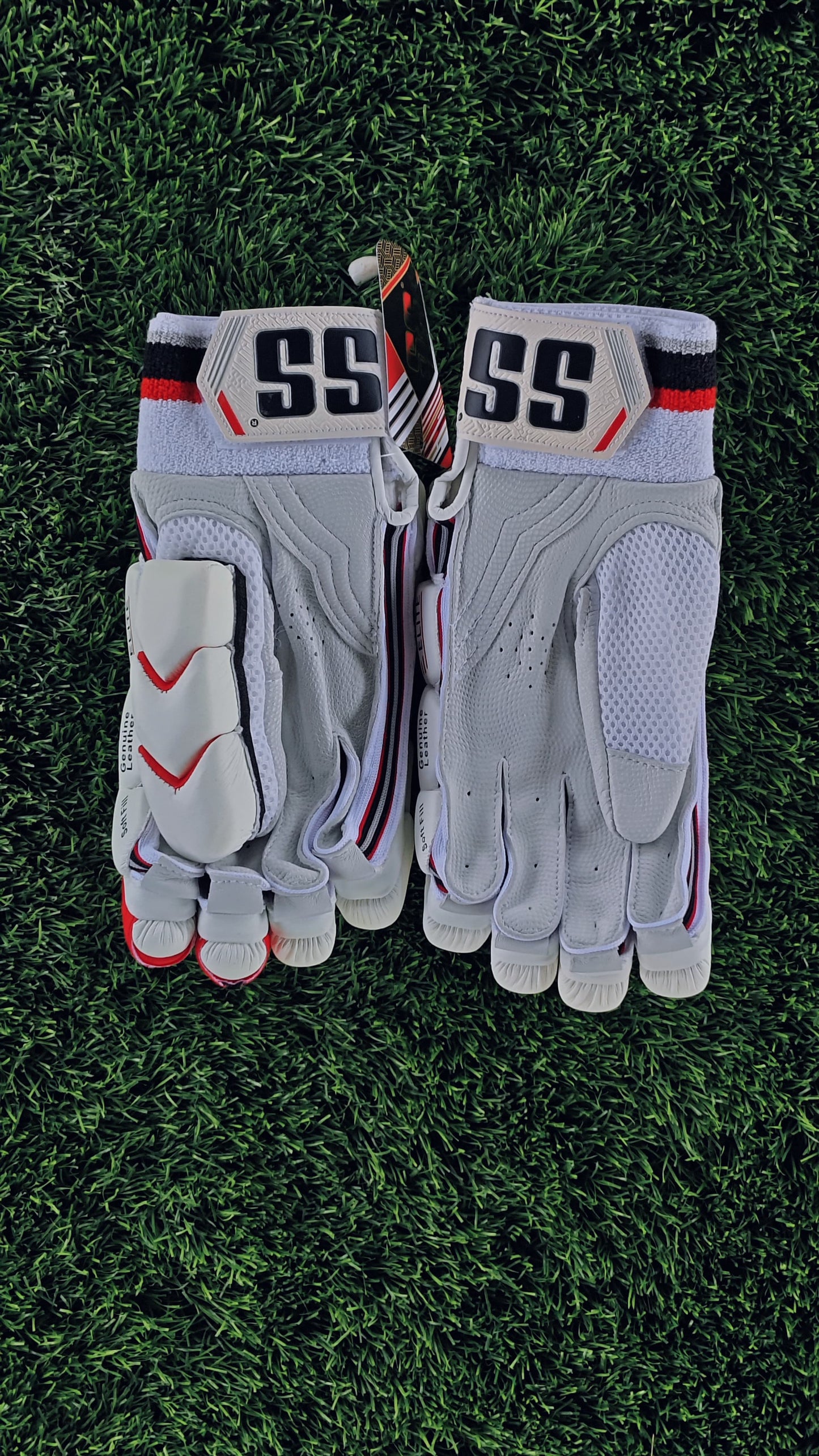 SS Batting Gloves ELITE (RH)