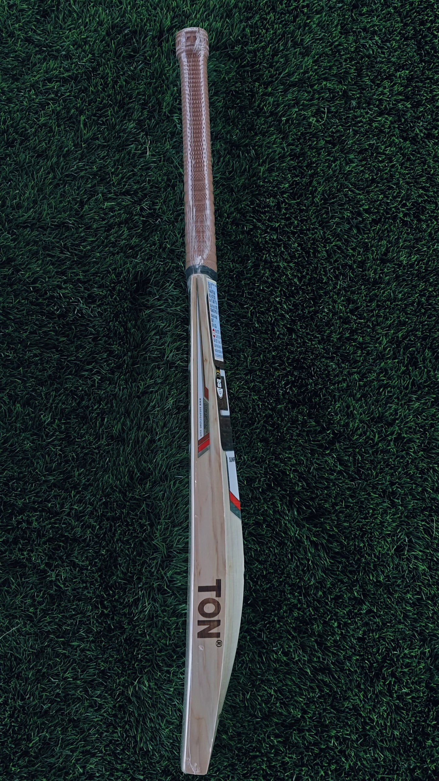 SS Cricket Bat MASTER 2000