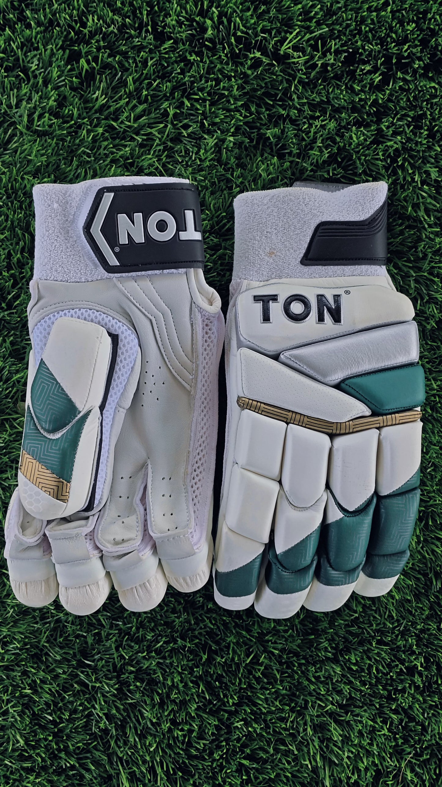 TON Batting Gloves PRO 2.0 (RH)
