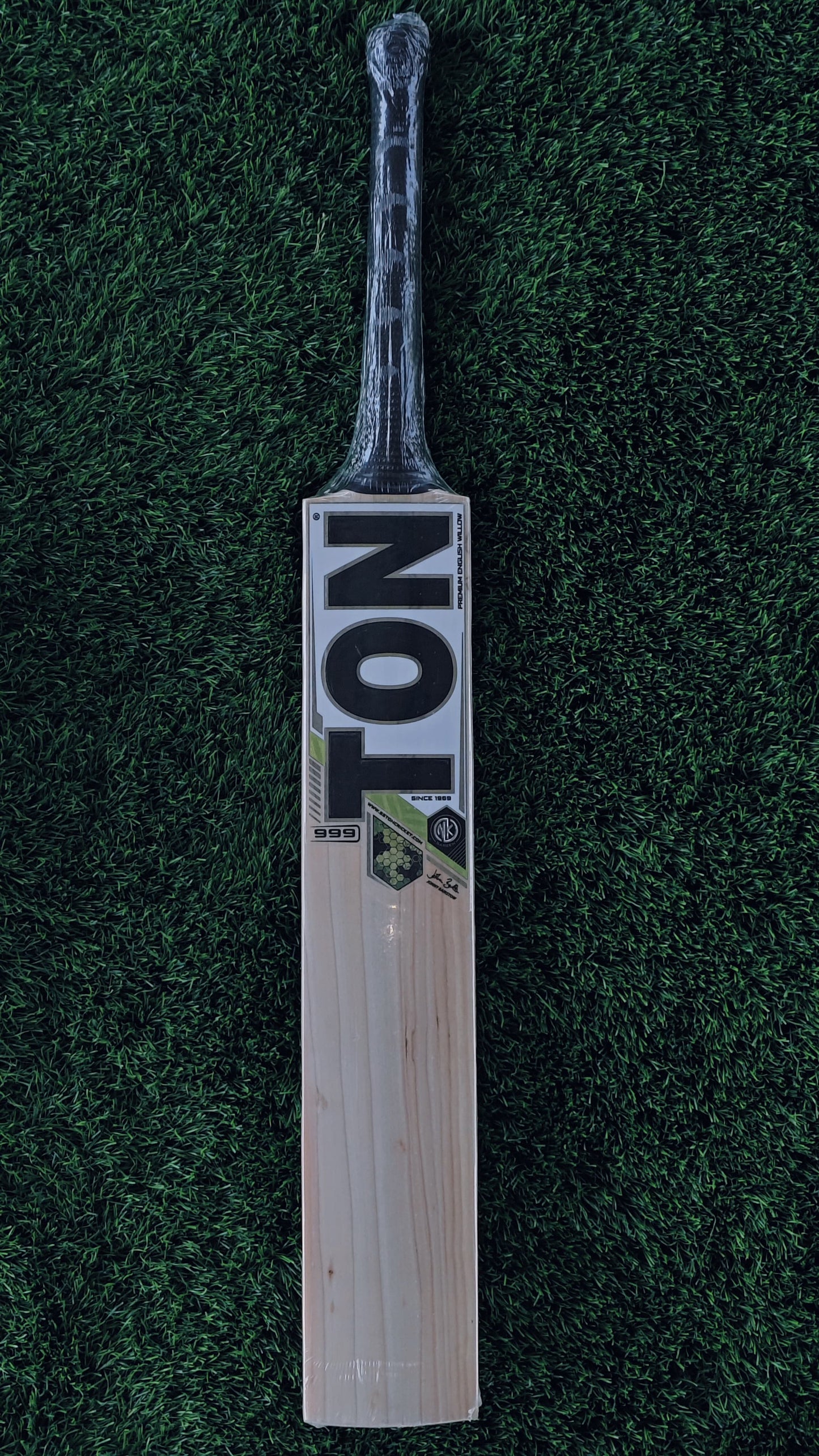 TON Cricket Bat 999