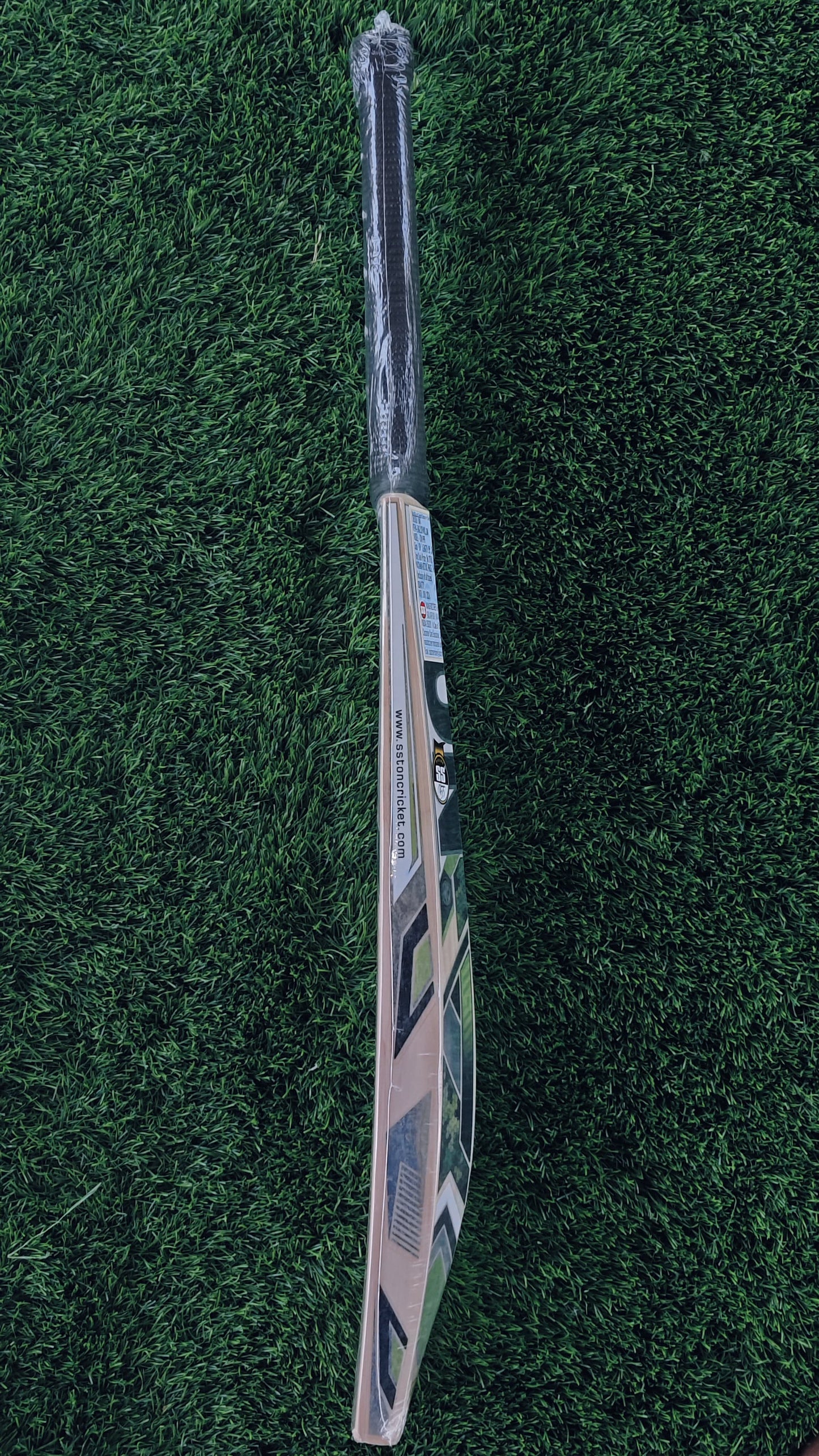 TON Cricket Bat 999