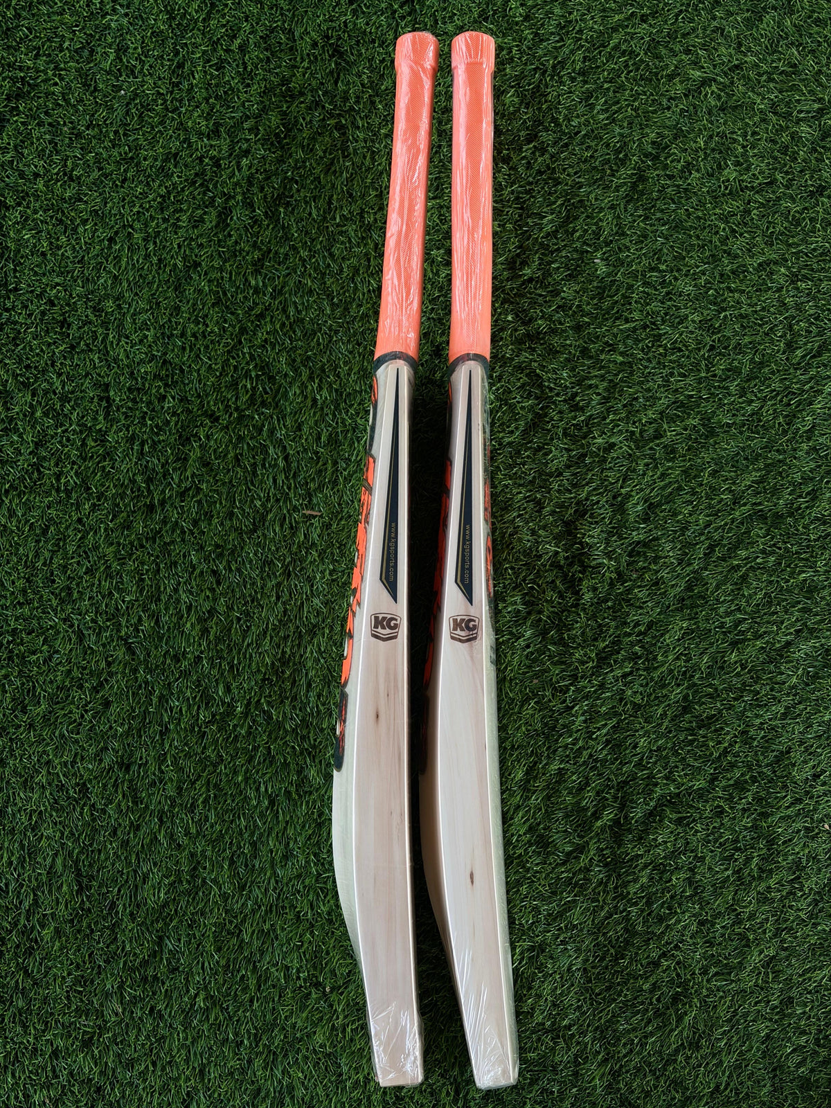 CRICKET BAT - KG CLASSIC
