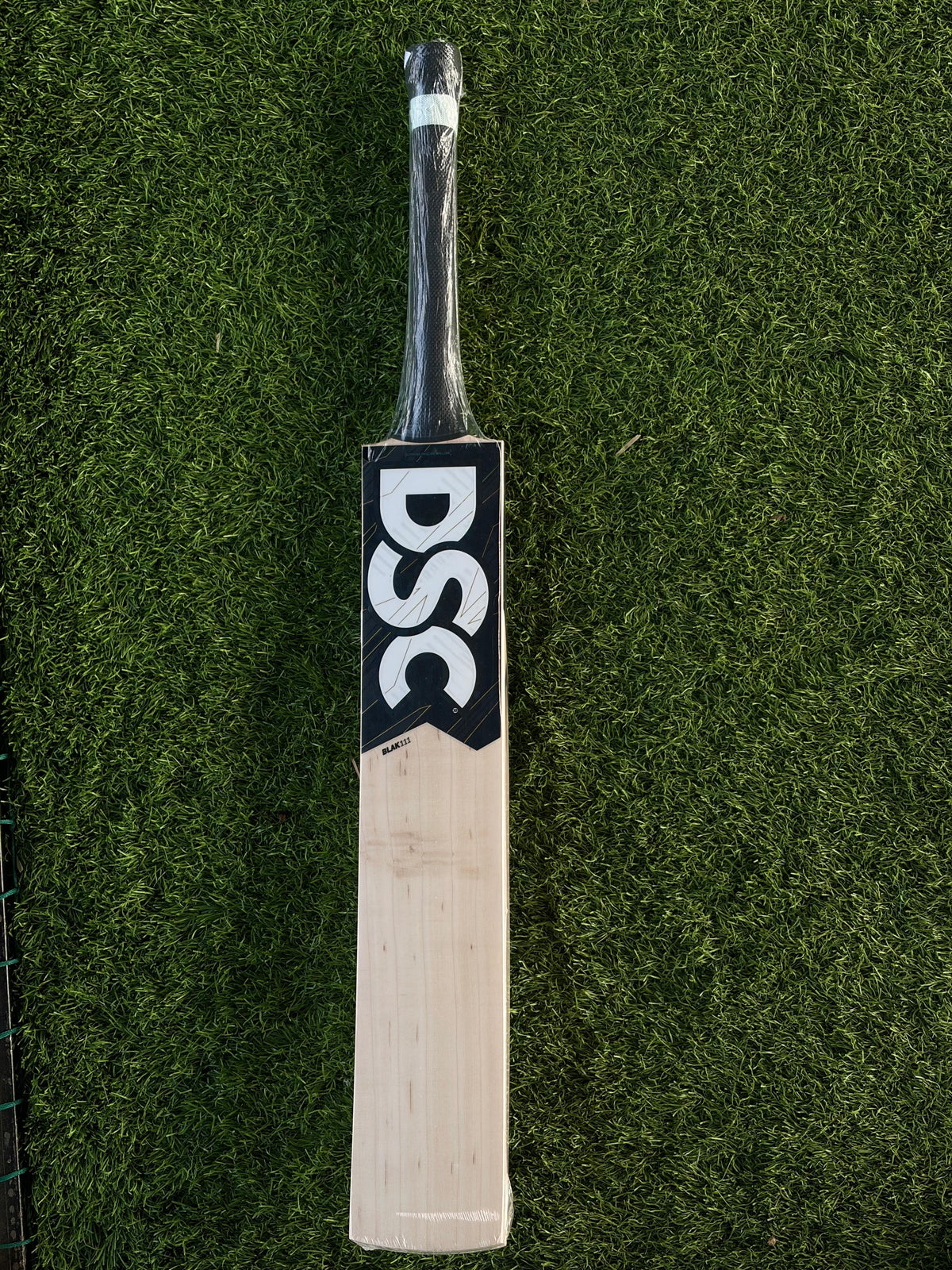 CRICKET BAT - DSC BLACK 111