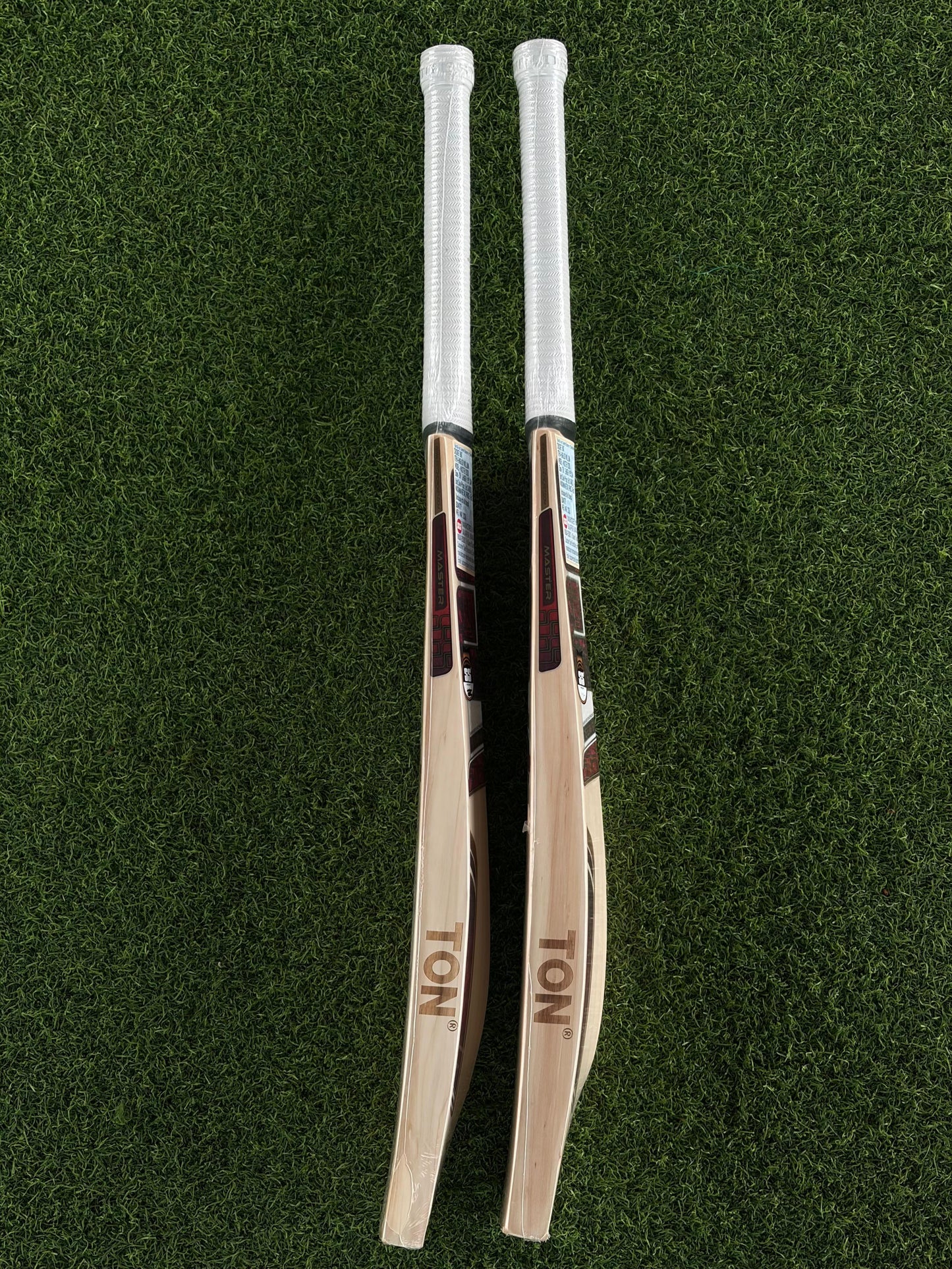 CRICKET BAT -  SS MASTER 2000