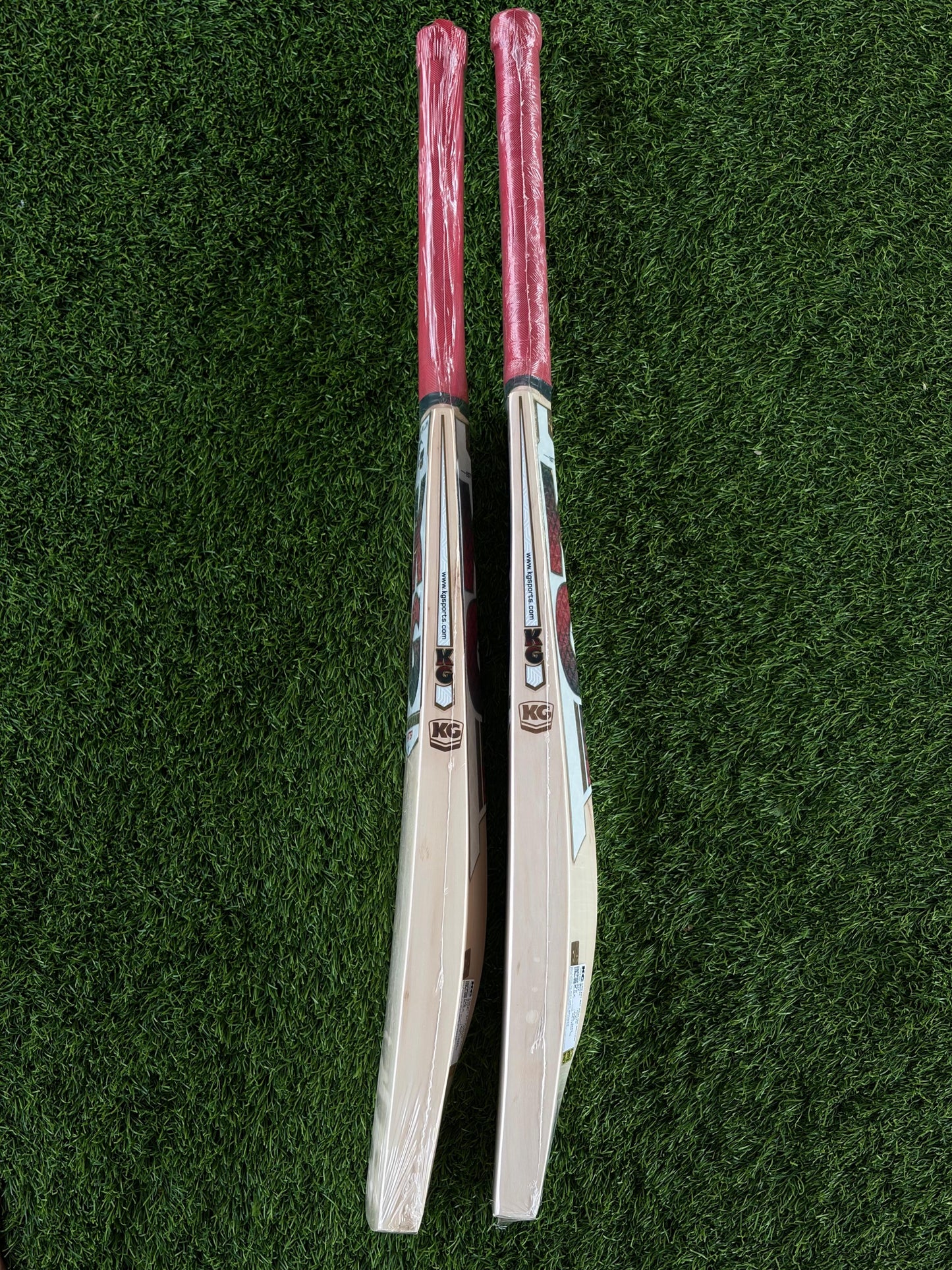 CRICKET BAT - KG HITTER