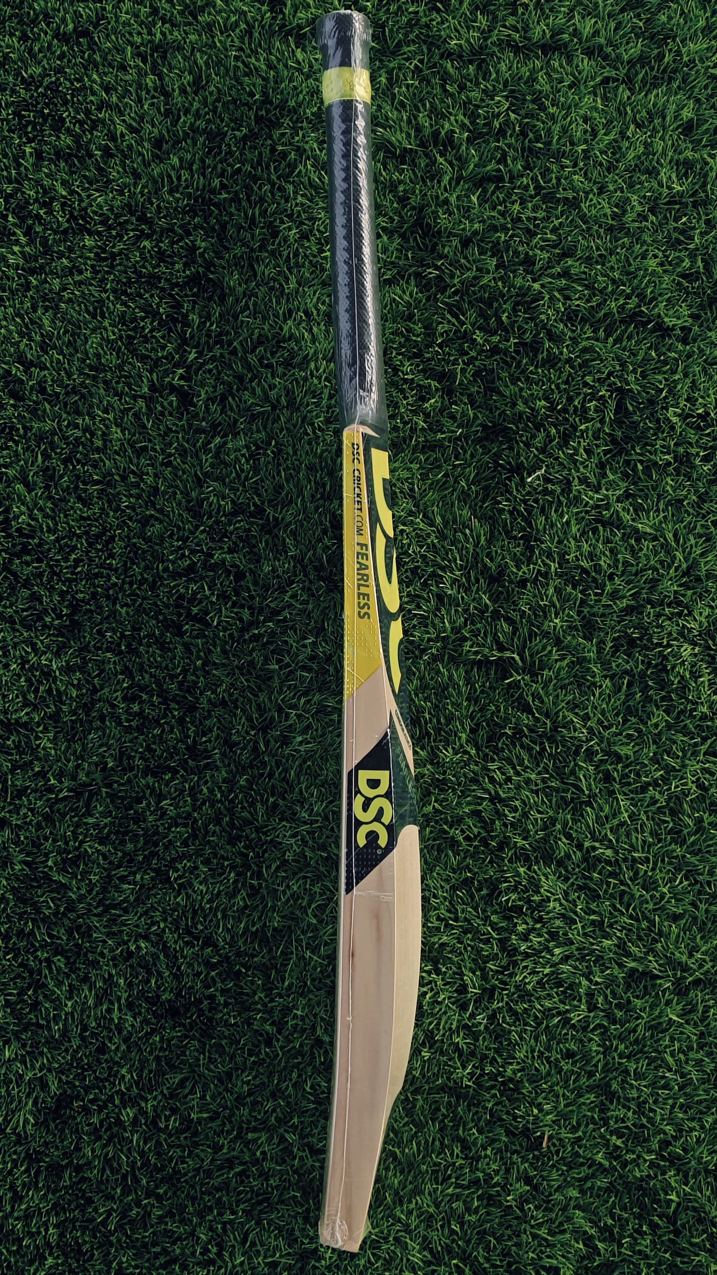 DSC Cricket Bat CONDOR ATMOS