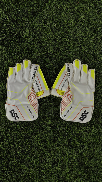 DSC Wicket Keeping Gloves CONDOR MOTION