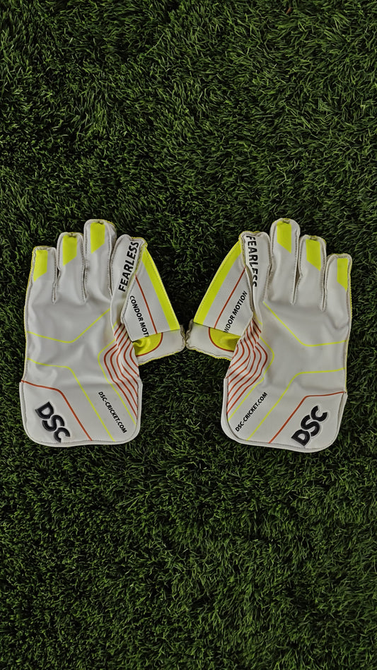 DSC Wicket Keeping Gloves CONDOR MOTION