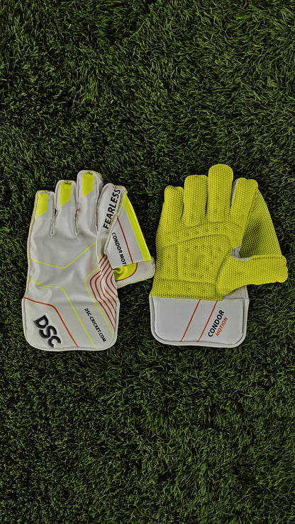 DSC Wicket Keeping Gloves CONDOR MOTION