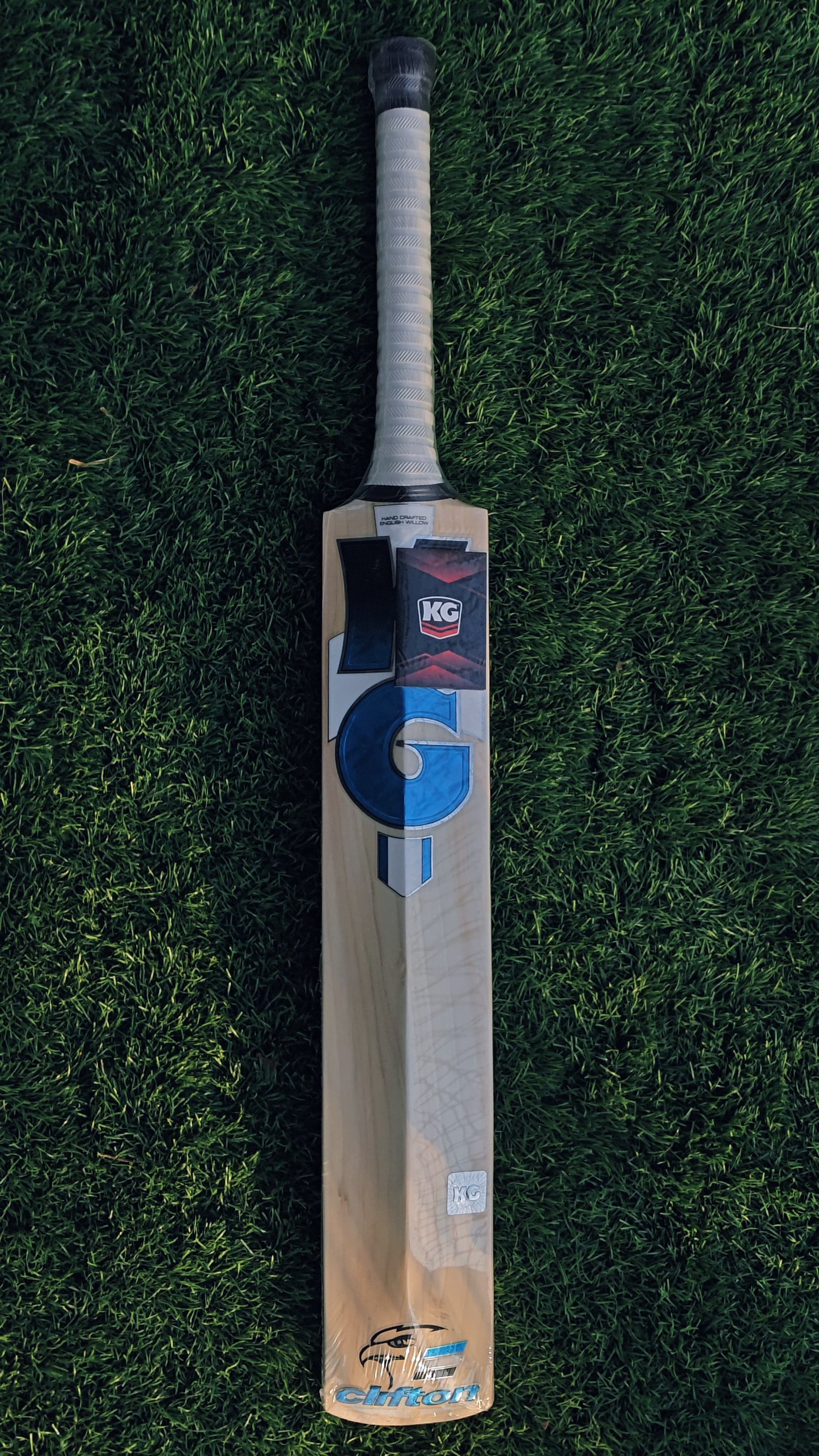 KG Cricket Bat MIGHTY