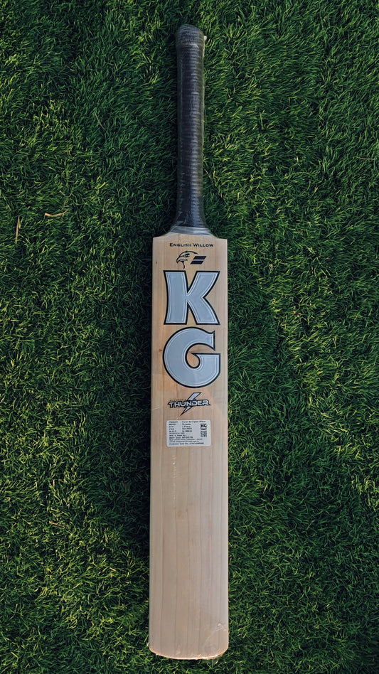 KG Cricket Bat THUNDER