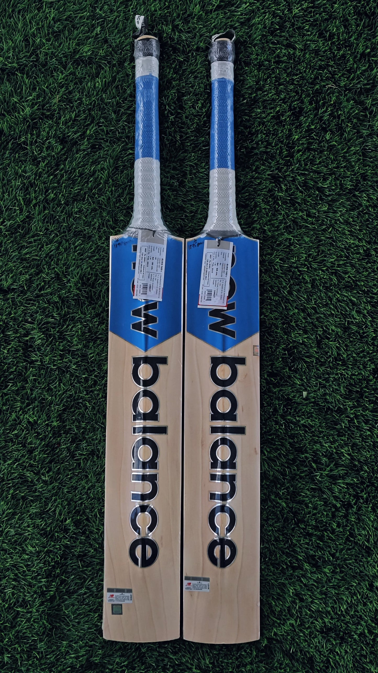 NB Cricket Bat BURN 560+