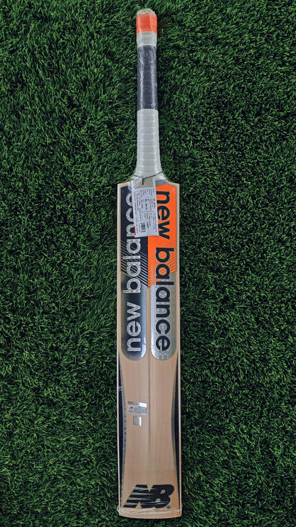 NB Cricket Bat DC 1070+