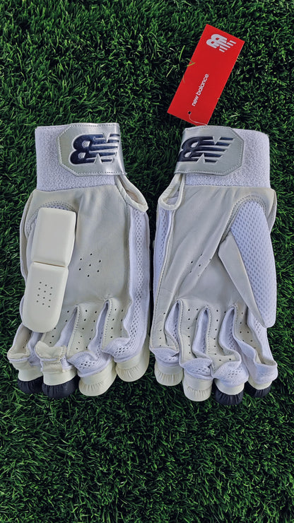 NB Batting Gloves DC 8i (RH)