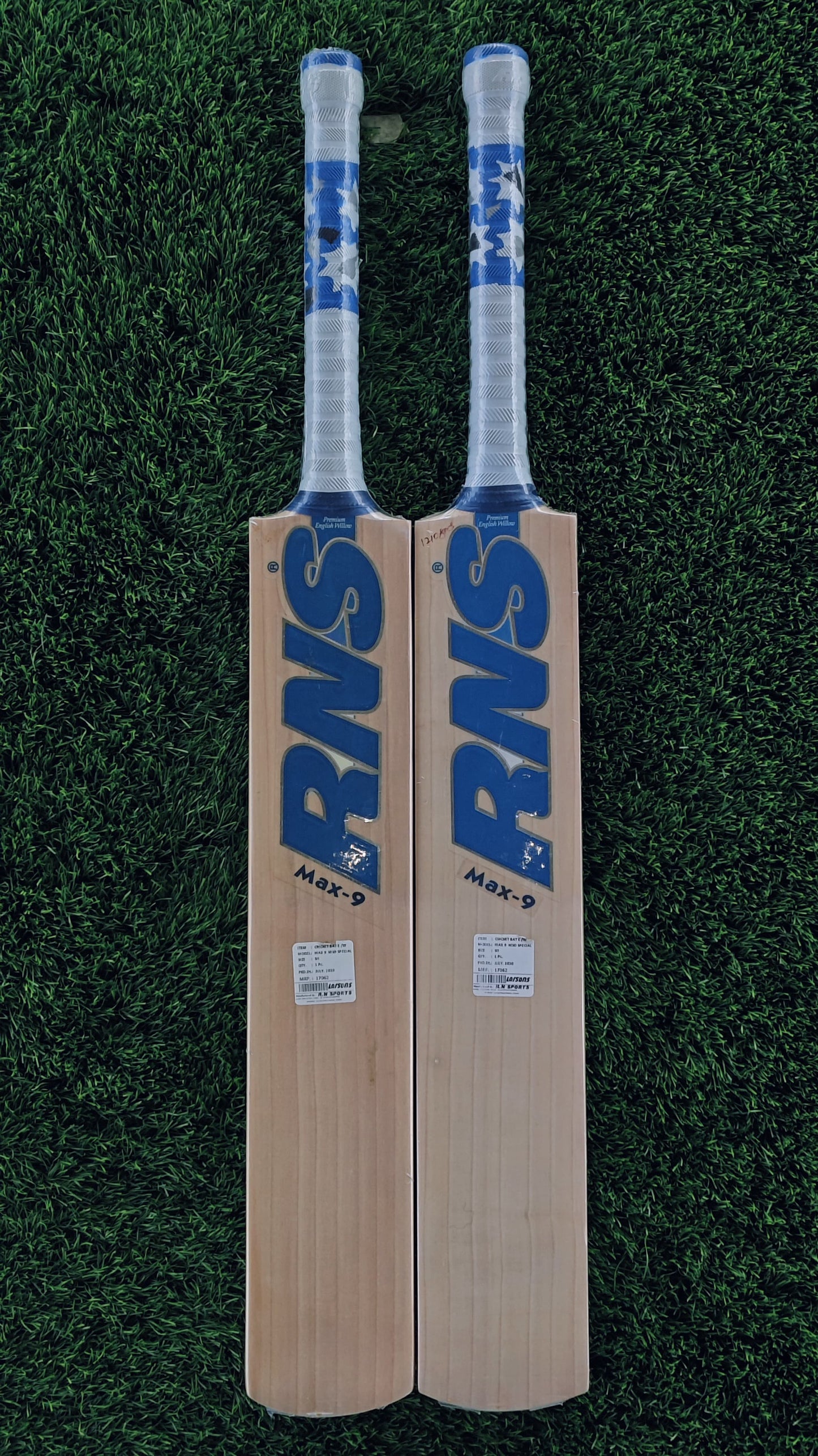 RNS LARSONS Cricket Bat MAX-9