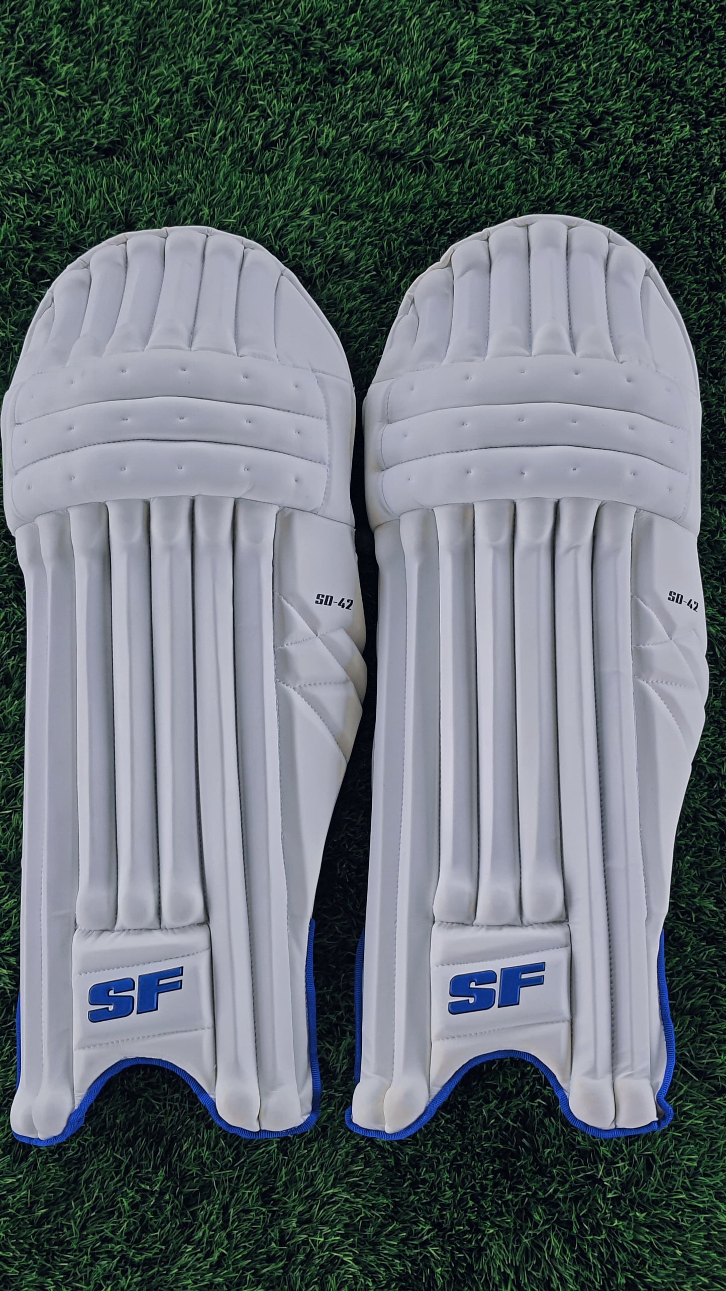 SF Batting Legguards SD-42 (RH)