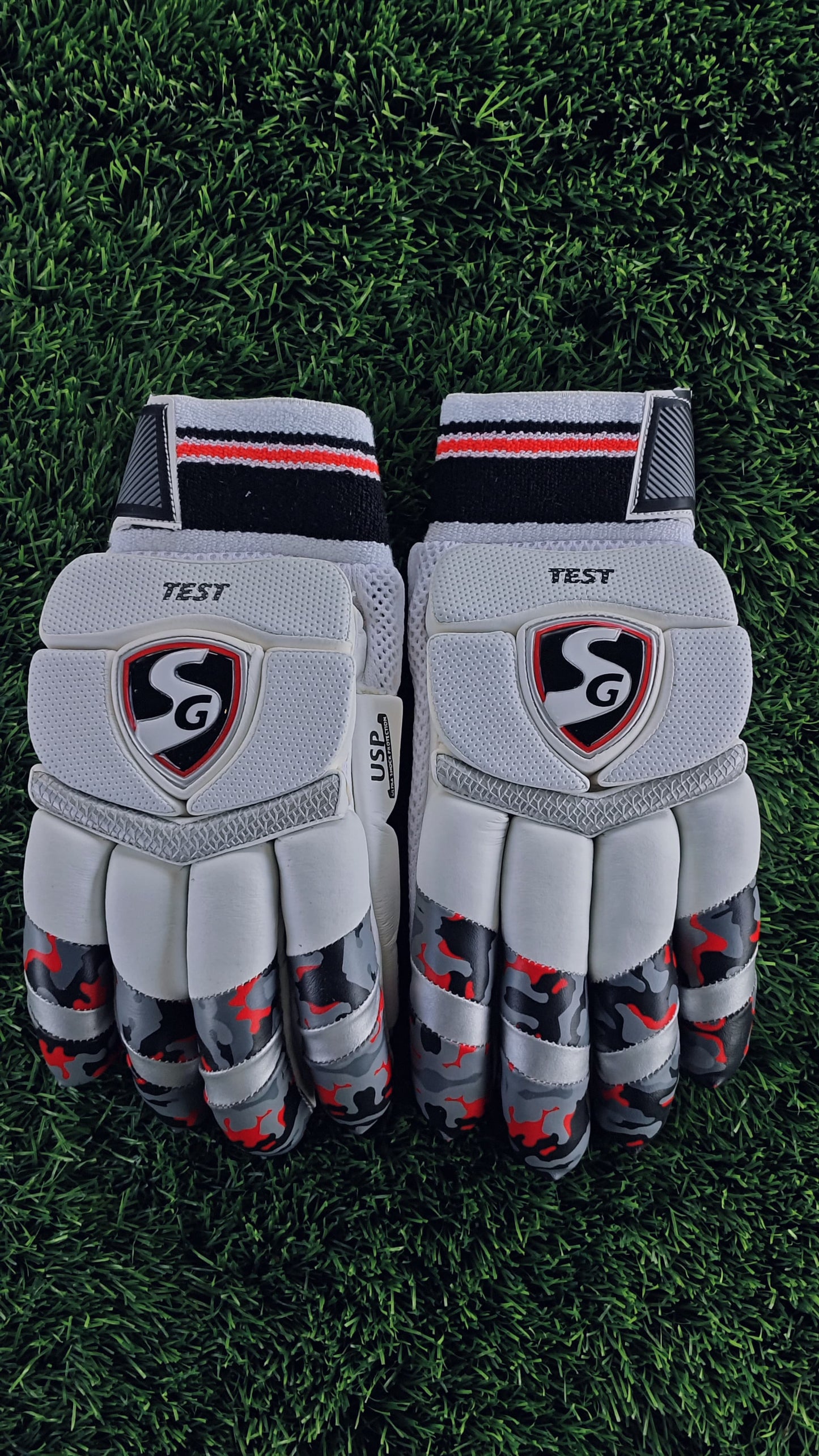 SG Batting Gloves TEST (RH)