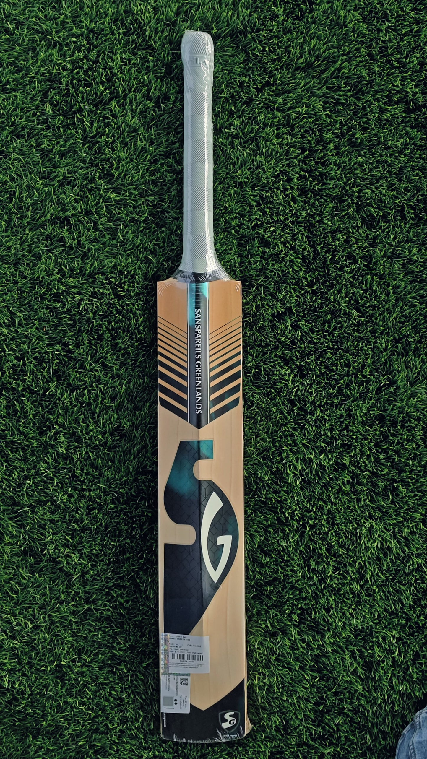 SG Cricket Bat SKIPPER ICON