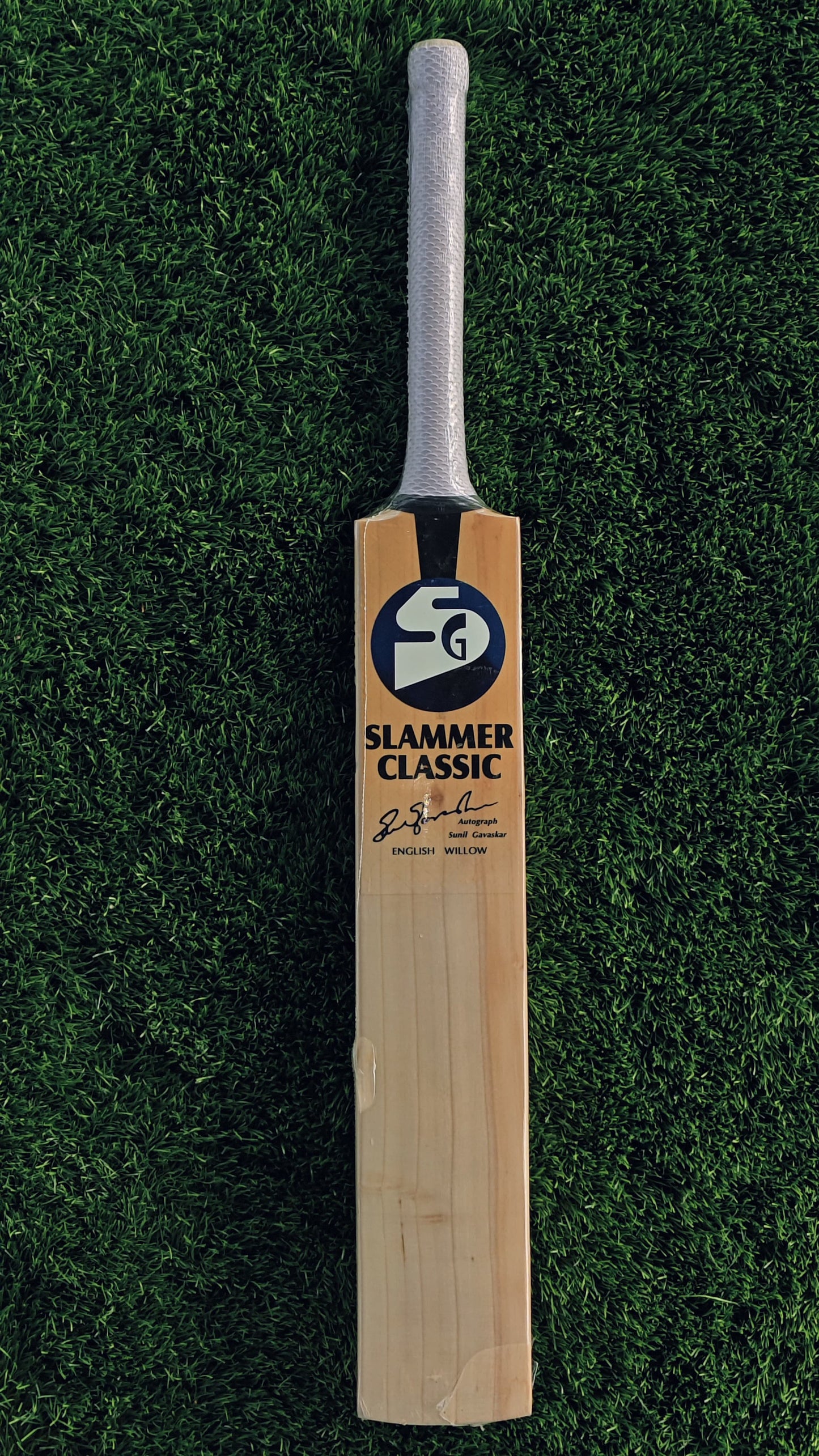 SG Cricket Bat SLAMMER CLASSIC