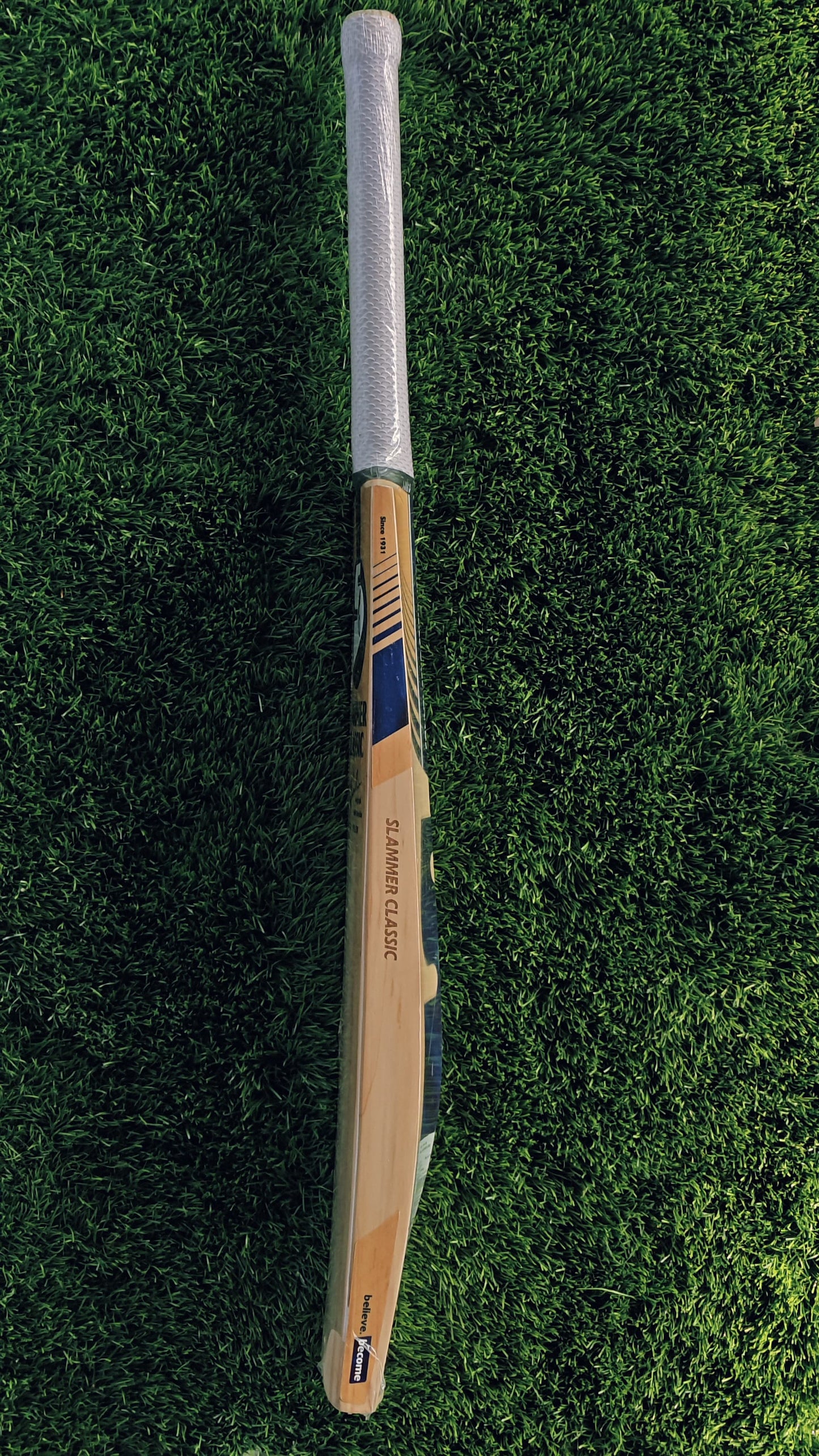 SG Cricket Bat SLAMMER CLASSIC