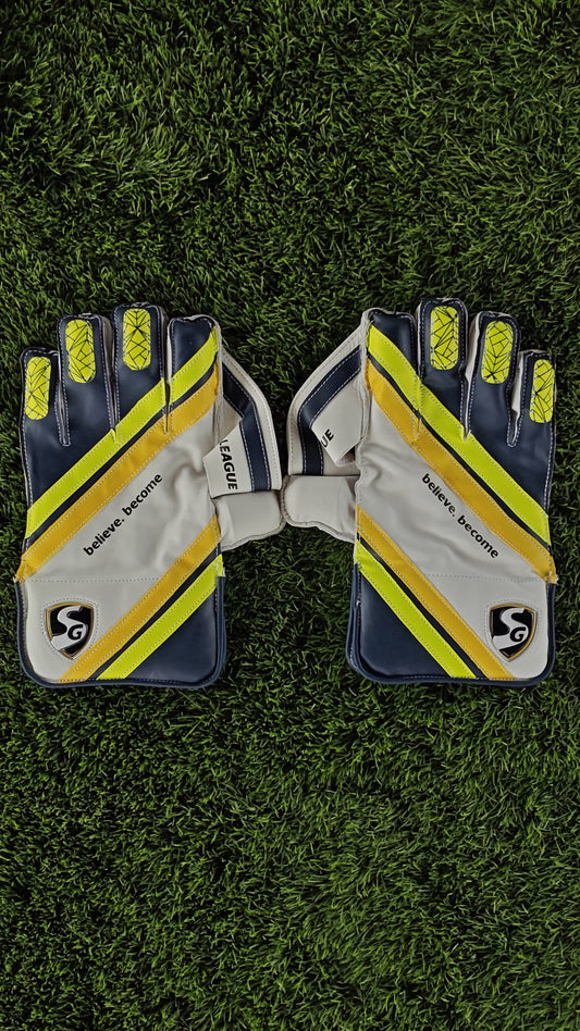SG Wicket Keeping Gloves LEAGUE