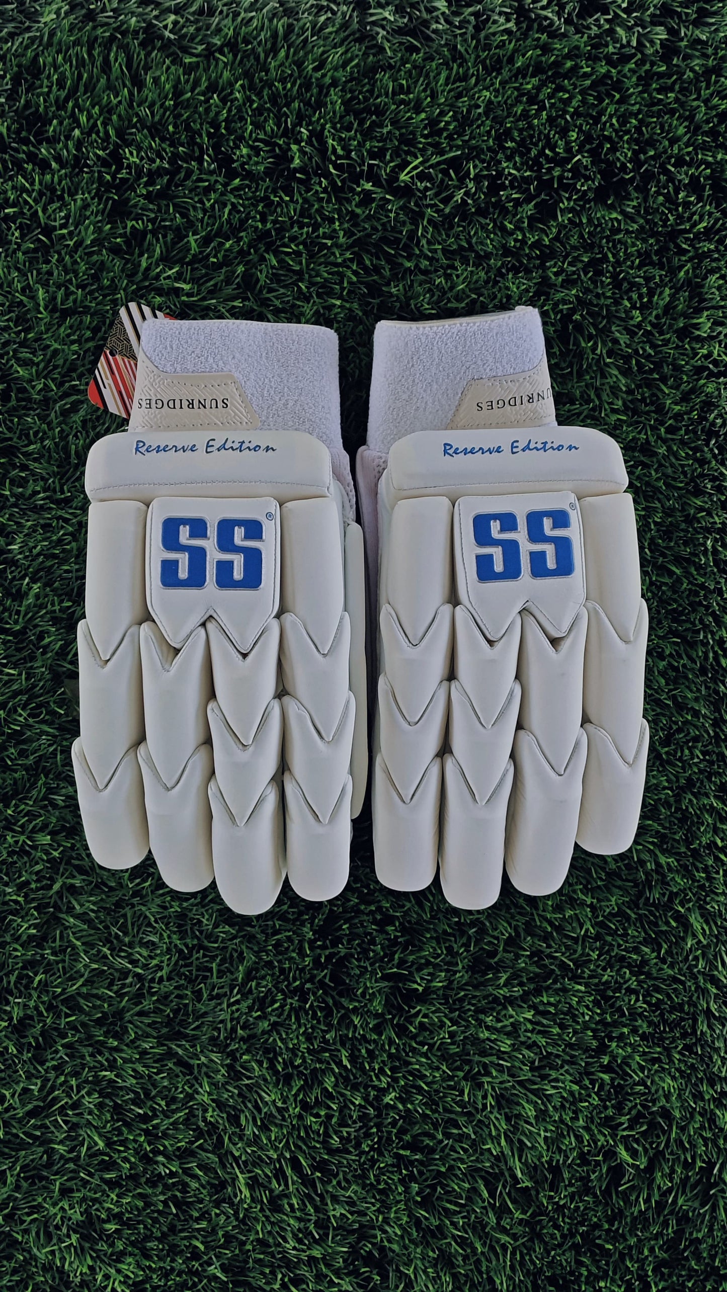SS Batting Gloves RESERVE EDITION (RH)