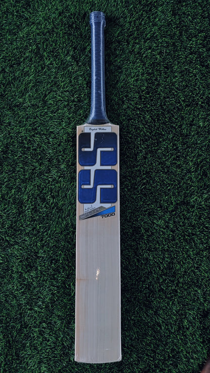 SS Cricket Bat MASTER 7000