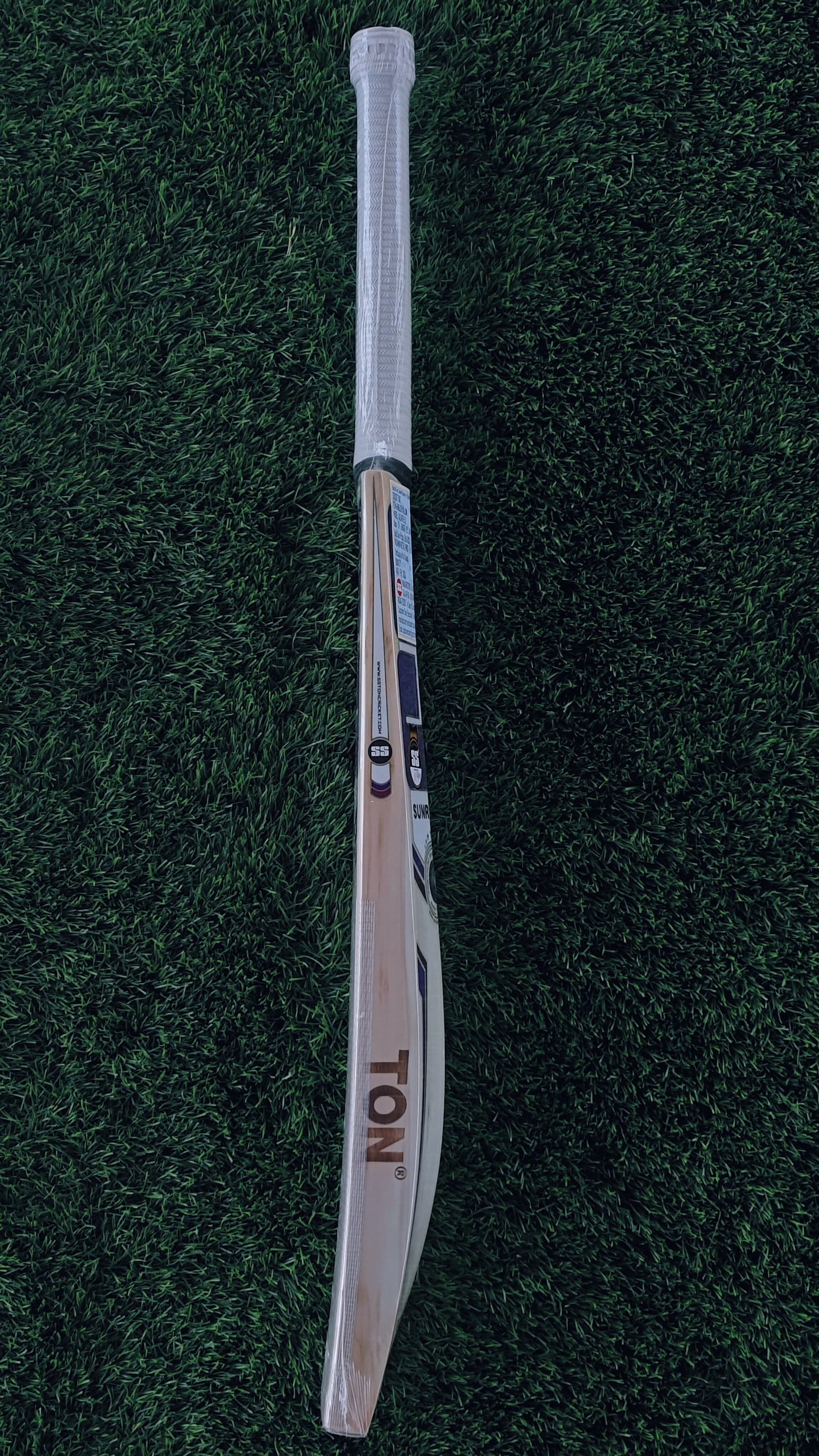 SS Cricket Bat VALARIE 5.0