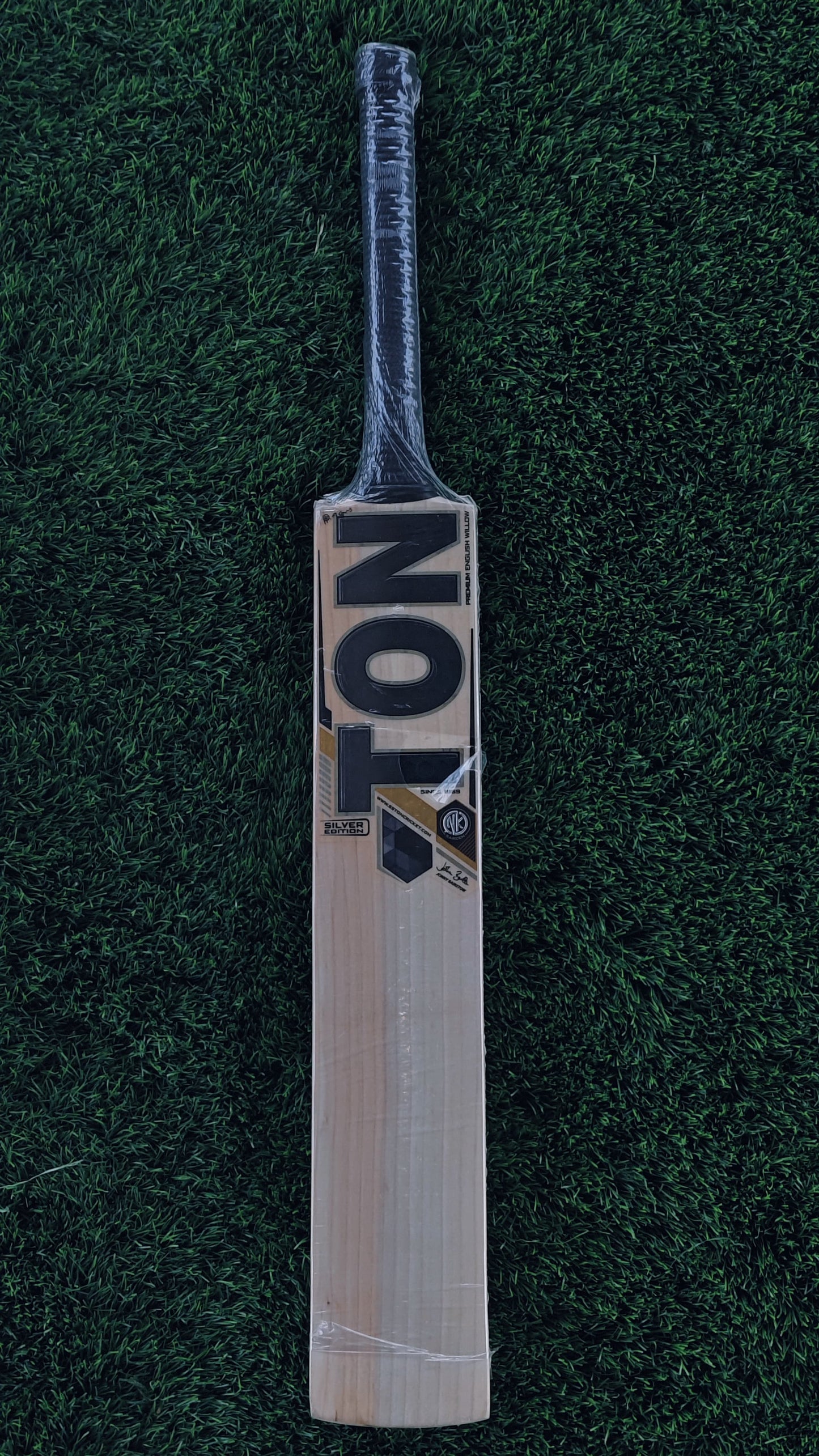 TON Cricket Bat SILVER EDITION