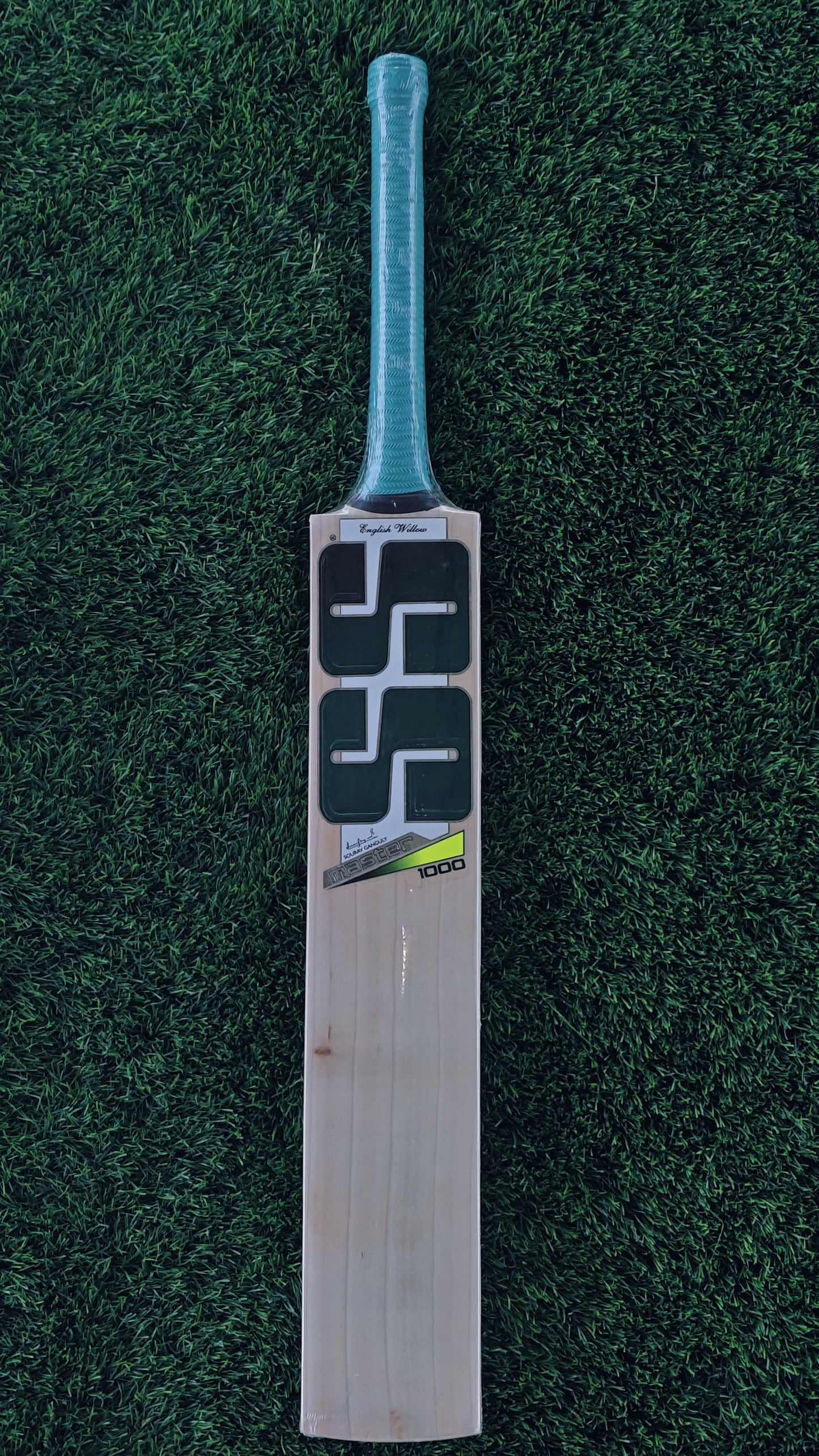 SS Cricket Bat MASTER 1000