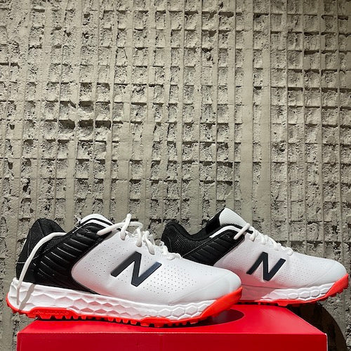 NB CRICKET SHOES CK4020